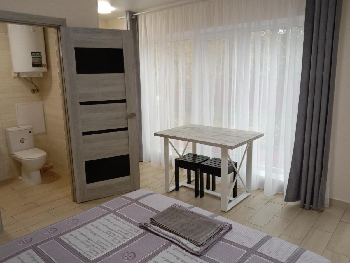 Однокімнатна 105 Apartment Khmel'nyts'kyy Ngoại thất bức ảnh