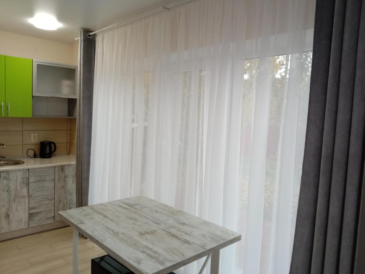 Однокімнатна 105 Apartment Khmel'nyts'kyy Ngoại thất bức ảnh